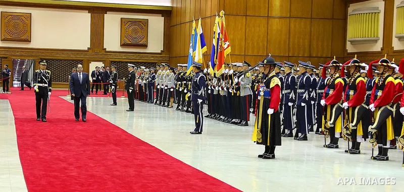 Egypt's President Abdel Fattah al-Sisi inspects an honour guard on his arrival at Seoul Airport in Seongnam City, South Korea. 02 March 2016, Egypt's President Abdel Fattah al-Sisi is in South Korea on a three-day offici...
