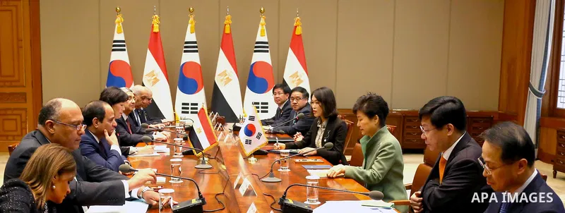 Egypt's President Abdel Fattah al-Sisi meets with South Korean President Park Geun-Hye at the presidential house in Seoul, South Korea, 03 March 2016. Egypt's President Abdel Fattah al-Sisi is in South Korea on a three-d...
