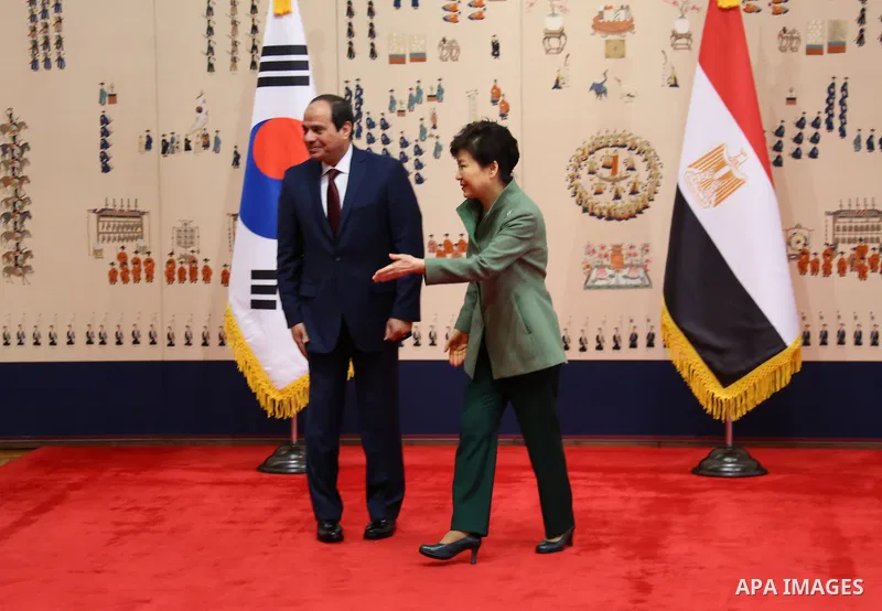 Egypt's President Abdel Fattah al-Sisi meets with South Korean President Park Geun-Hye at the presidential house in Seoul, South Korea, 03 March 2016. Egypt's President Abdel Fattah al-Sisi is in South Korea on a three-d...