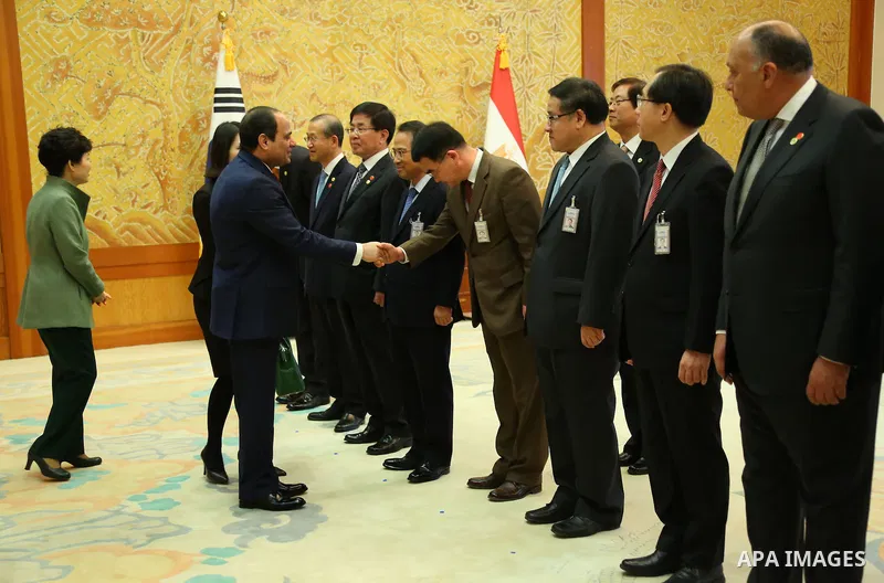 Egypt's President Abdel Fattah al-Sisi meets with South Korean President Park Geun-Hye at the presidential house in Seoul, South Korea, 03 March 2016. Egypt's President Abdel Fattah al-Sisi is in South Korea on a three-d...