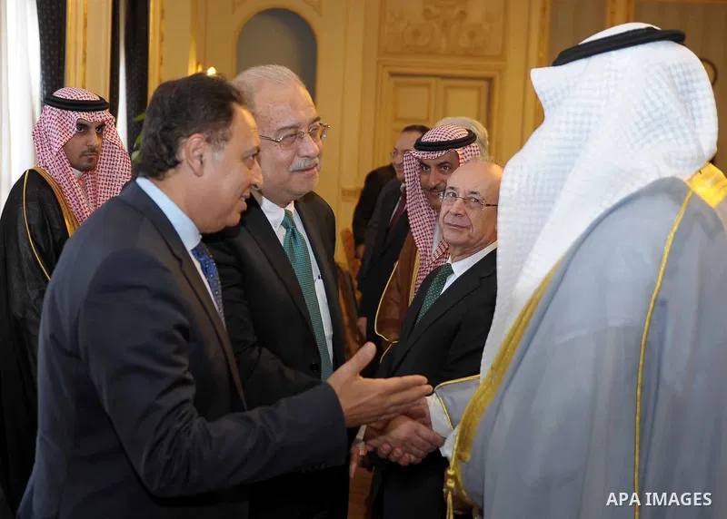 Egyptian Prime Minister Sharif Ismail meets with Arab's health ministers in Cairo, Egypt on March 03, 2016. Photo by Sranger