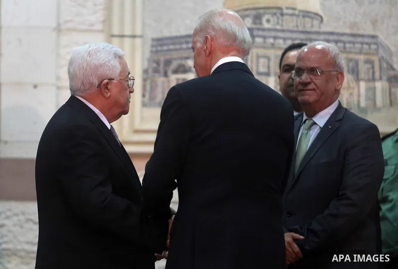 U.S. Vice Presicent Joe Biden and Palestinian President Mahmoud Abbas meet in the presidential compound in Ramallah, West Bank, March 9, 2016. Photo by Shadi Hatem