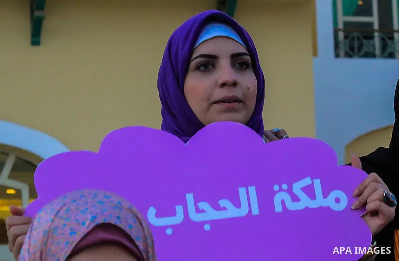 Egyptian girls take part in a competition hijab queen, in Cairo, on March 19, 2016. Photo by Amr Sayed
