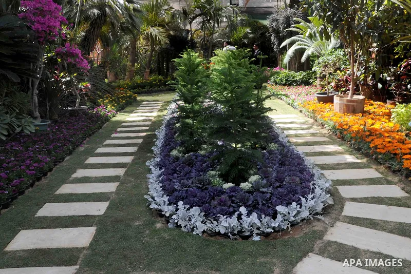 A general view shows the spring flower exhibition at Orman Botanical Garden in Giza, Egypt, on March 19, 2016. Photo by Amr Sayed