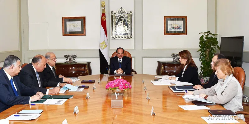 Egyptian President Abdel Fattah al-Sisi meets with Egyptian Prime Minister Sharif Ismail in Cairo, Egypt on March 21, 2016. Photo by Egyptian President Office