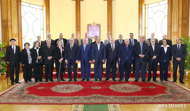 Egyptian President Abdel Fattah al-Sisi meets with members of Egyptian thinkers and writers in Cairo, Egypt, on March 22, 2016. Photo by Egyptian President Office