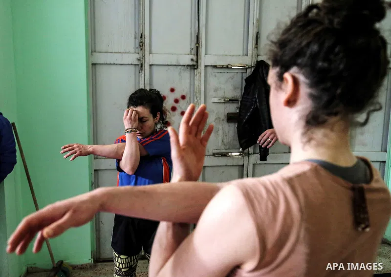 An Italian delegation train Palestinian youths at a Palestinian Circus School in Beit Lahiya in the north of the Gaza strip on March 27, 2016. Photo by Nidal Alwaheidi