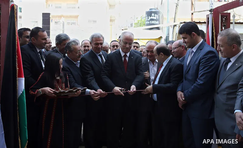 Palestinian Prime Minister, Rami Hamdallah, opens National School of administration, in the West Bank city of Ramallah, on March 30, 2016. Photo by Prime Minister Office