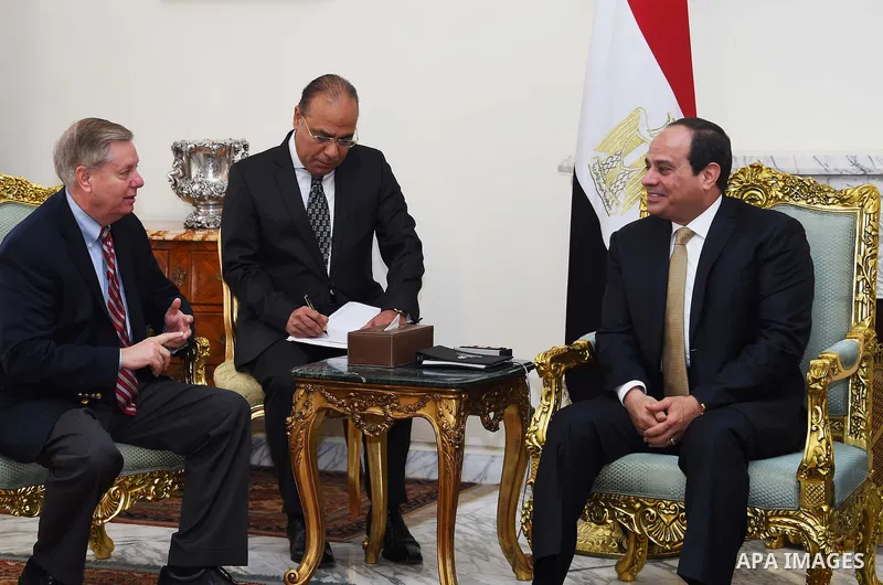 Egyptian President Abdel Fattah al-Sisi meets with a delegation of US congressmen in the Egyptian capital Cairo on April 03, 2016. Photo by Egyptian President Office