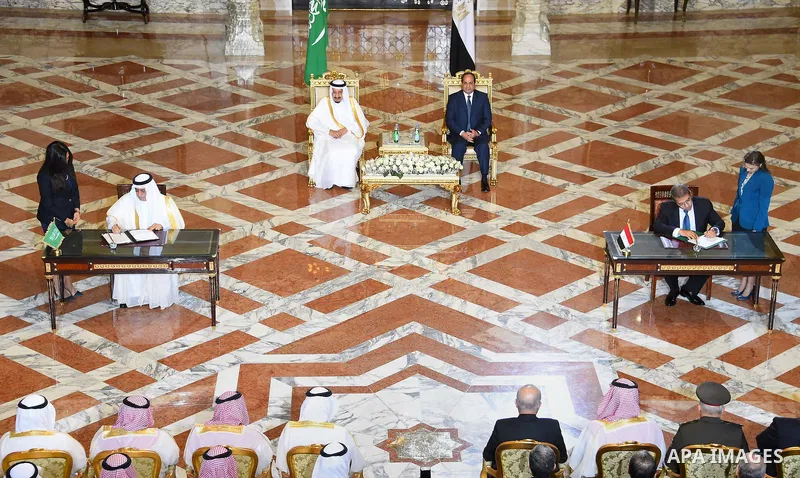 King Salman bin Abdulaziz Al Saud of Saudi Arabiaattends a meeting with the President of Egypt Abdel Fattah el-Sisi at the Egyptian Presidential Palace in Cairo, Egypt on April 8, 2016. Photo by Egyptian President Office