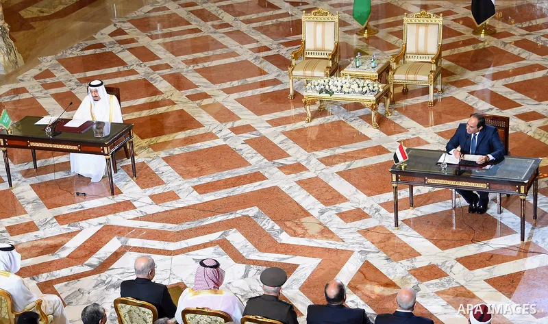 King Salman bin Abdulaziz Al Saud of Saudi Arabiaattends a meeting with the President of Egypt Abdel Fattah el-Sisi at the Egyptian Presidential Palace in Cairo, Egypt on April 8, 2016. Photo by Egyptian President Office
