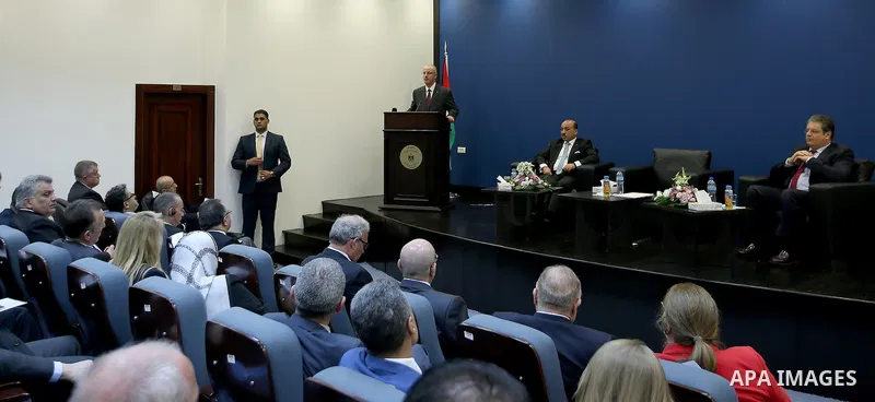 Palestinian prime Minister, Rami Hamdalah, speaks during a press conference on the reconstruction of Gaza strip, in the West bank of Ramallah on April 13, 2016. Photo by Prime Minister Office