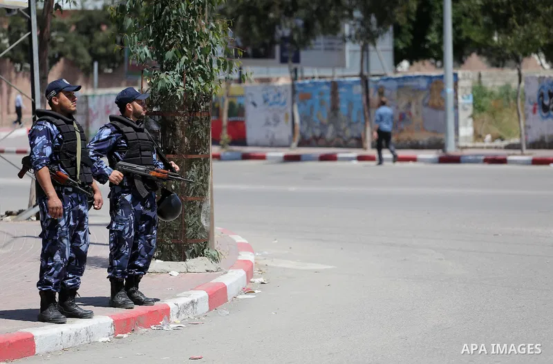 Members of Palestinian police officers loyal to Islamist movement Hamas patrol at streets in Gaza city on April 15, 2016. Photo by Mohammed Asad