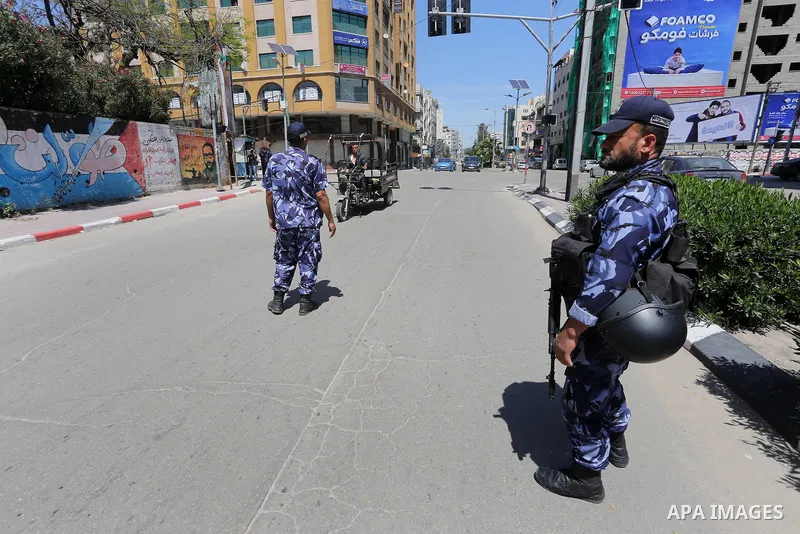 Members of Palestinian police officers loyal to Islamist movement Hamas patrol at streets in Gaza city on April 15, 2016. Photo by Mohammed Asad
