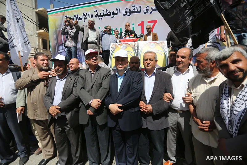 Palestinians take part during a rally marking Palestinian Prisoner Day in Gaza City on April 17, 2016. Photo by Mohammed Asad