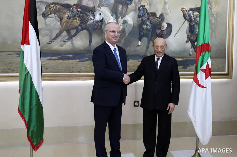 Palestinian Prime Minister Rami Hamdallah, during his visit to Algeria 17 April 2016. Photo by Prime Minister Office