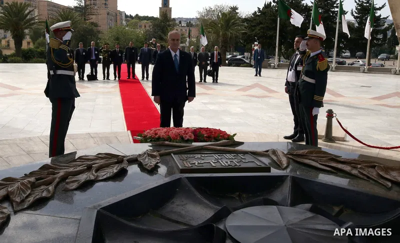 Palestinian Prime Minister Rami Hamdallah, during his visit to Algeria 17 April 2016. Photo by Prime Minister Office
