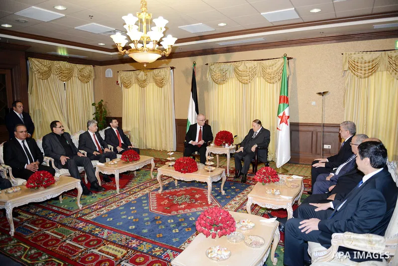 Palestinian Prime Minister Rami Hamdallah meets with Algerian President Abdelaziz Bouteflika during his visit to Algeria, on April 18, 2016. Photo by Prime Minister Office