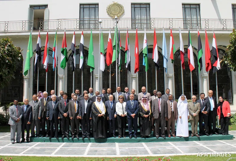 Heads of joint Arab action organizations honour Secretary-General of the Arab League, Nabil Elaraby at the League's headquarters in Cairo, Egypt, on April 20, 2016. Photo by Stranger