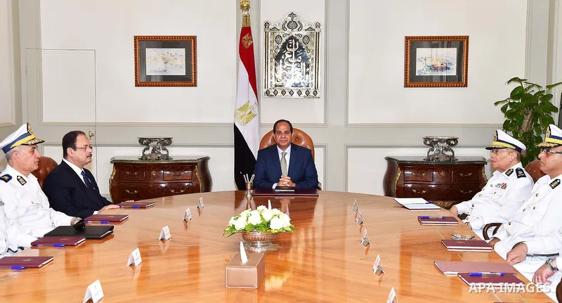 Egyptian President President Abdel Fattah al-Sisi meets with Minister of the Interior, Magdi Abdel Ghaffar, in Cairo on April 20, 2016. Photo by Egyptian President Office