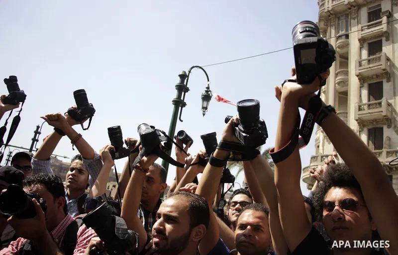 Egyptian Journalists take part during a protest against the restriction of press freedom and to demand the release of detained journalists, in Cairo, Egypt, on April 28, 2016. Photo by Amr Sayed