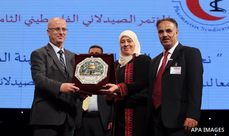 Palestinian Prime Minister Rami Hamdallah attends the opening of the eighth Palestinian pharmaceutical conference in the West Bank city of Ramallah on May 03, 2016. Photo by Prime Minister Office