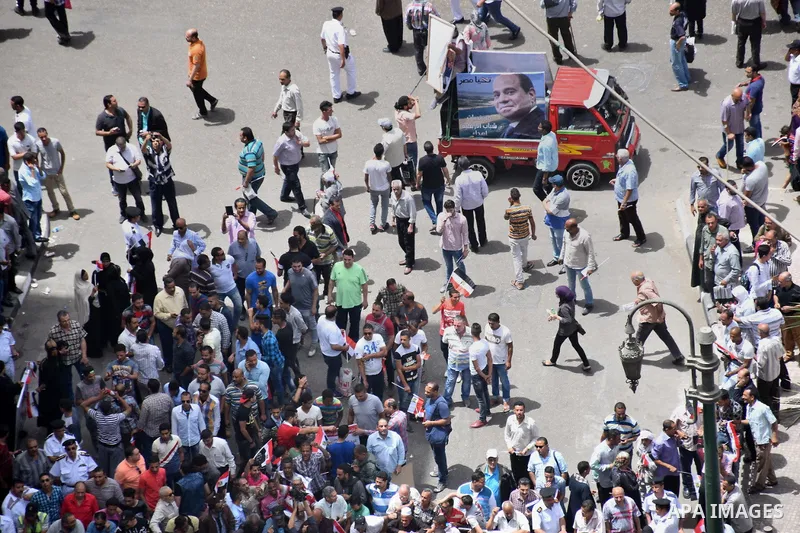 Egyptian Journalists take part during a protest against the arrests of fellow journalists in the capital Cairo on May 4, 2016. Photo by Amr Sayed