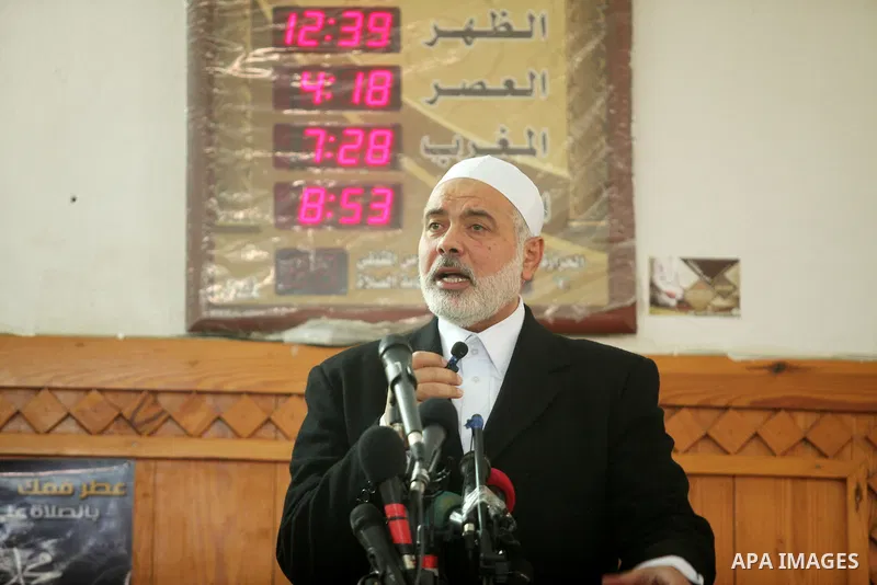 Palestinian Islamist movement Hamas' chief, Ismail Haniya gives a speech at a mosque during the Friday prayer on May 6, 2016 in Deir al-Balah, in the center of the Gaza Strip. Photo by Ashraf Amra