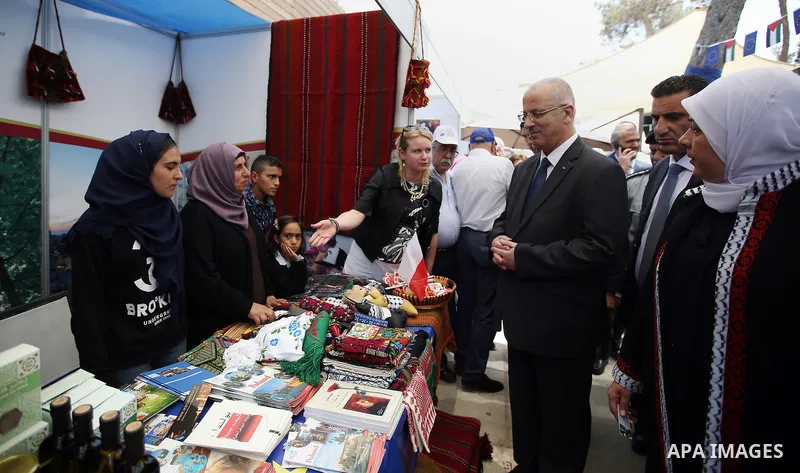 Palestinian Prime Minister Rami Hamdallah attends the ceremony of the Europe Day in the West Bank city of Ramallah on May 09, 2016. Photo by Prime Minister Office