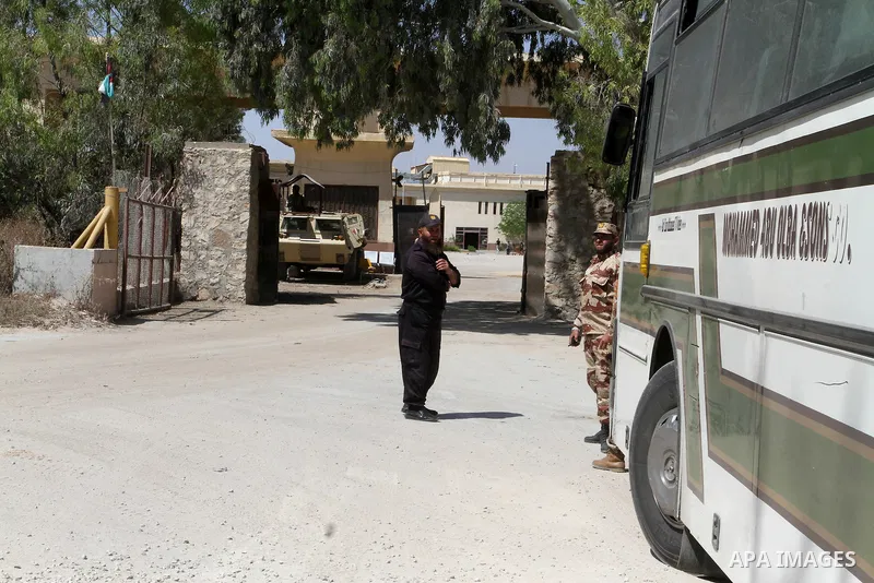 A Palestinian Policeman stands guard on the Rafah border crossing at the southern Gaza Strip on May 12, 2016. Israeli Defence Minister Moshe Yaalon announced on May 2, 2016 the reopening of the Erez crossing point into t...