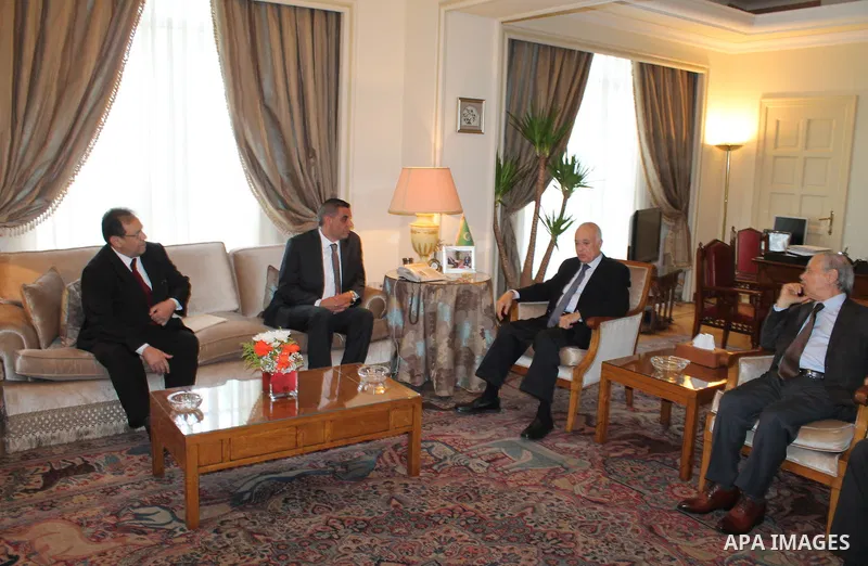 Secretary-General of the Arab League, Nabil Elaraby medets with deputy Prime Minister of Libya Ali Al-qotairan, in Cairo on May 15, 2016. Photo by Stringer