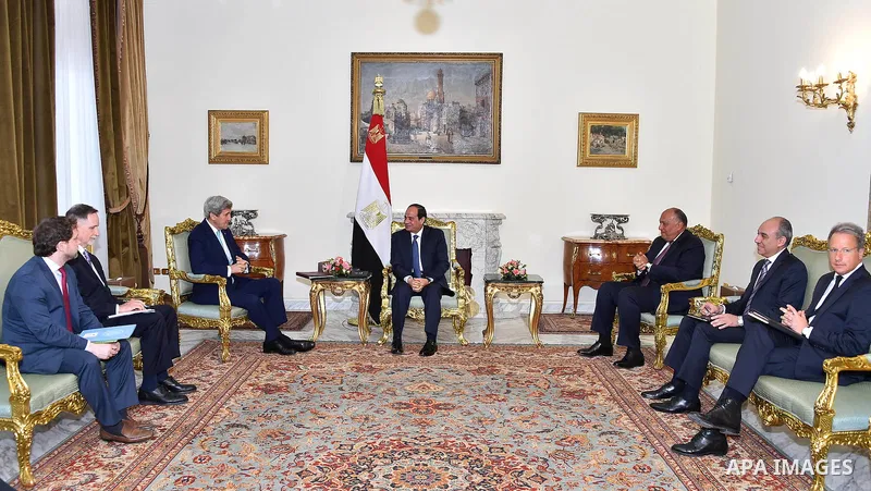 U.S. Secretary of State John Kerry meets with Egyptian President Abdel-Fattah al-Sisi in Cairo, Egypt on May 18, 2016. Photo by Egyptian President Office