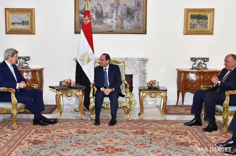U.S. Secretary of State John Kerry meets with Egyptian President Abdel-Fattah al-Sisi in Cairo, Egypt on May 18, 2016. Photo by Egyptian President Office