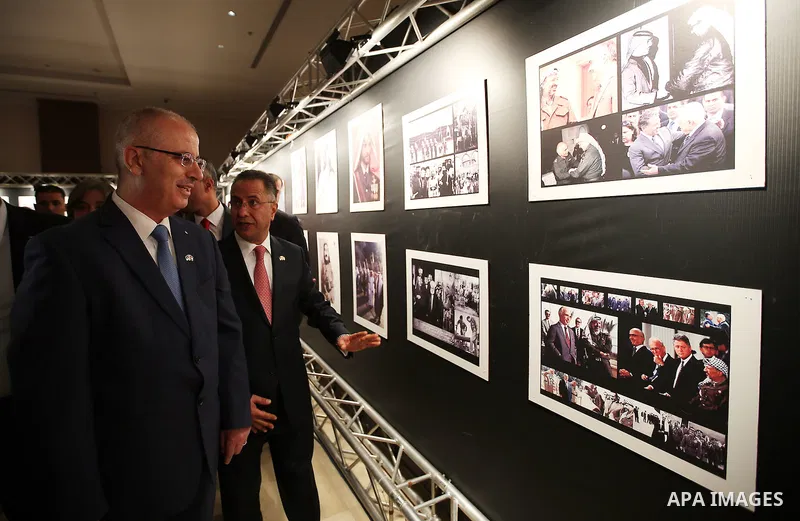 Palestinian Prime Minister Rami Hamdallah attends a ceremony on 70th anniversary of the independence the Hashemite Kingdom of Jordan, in the West Bank city of Ramallah, on May 25, 2016. Photo by Prime Minister Office