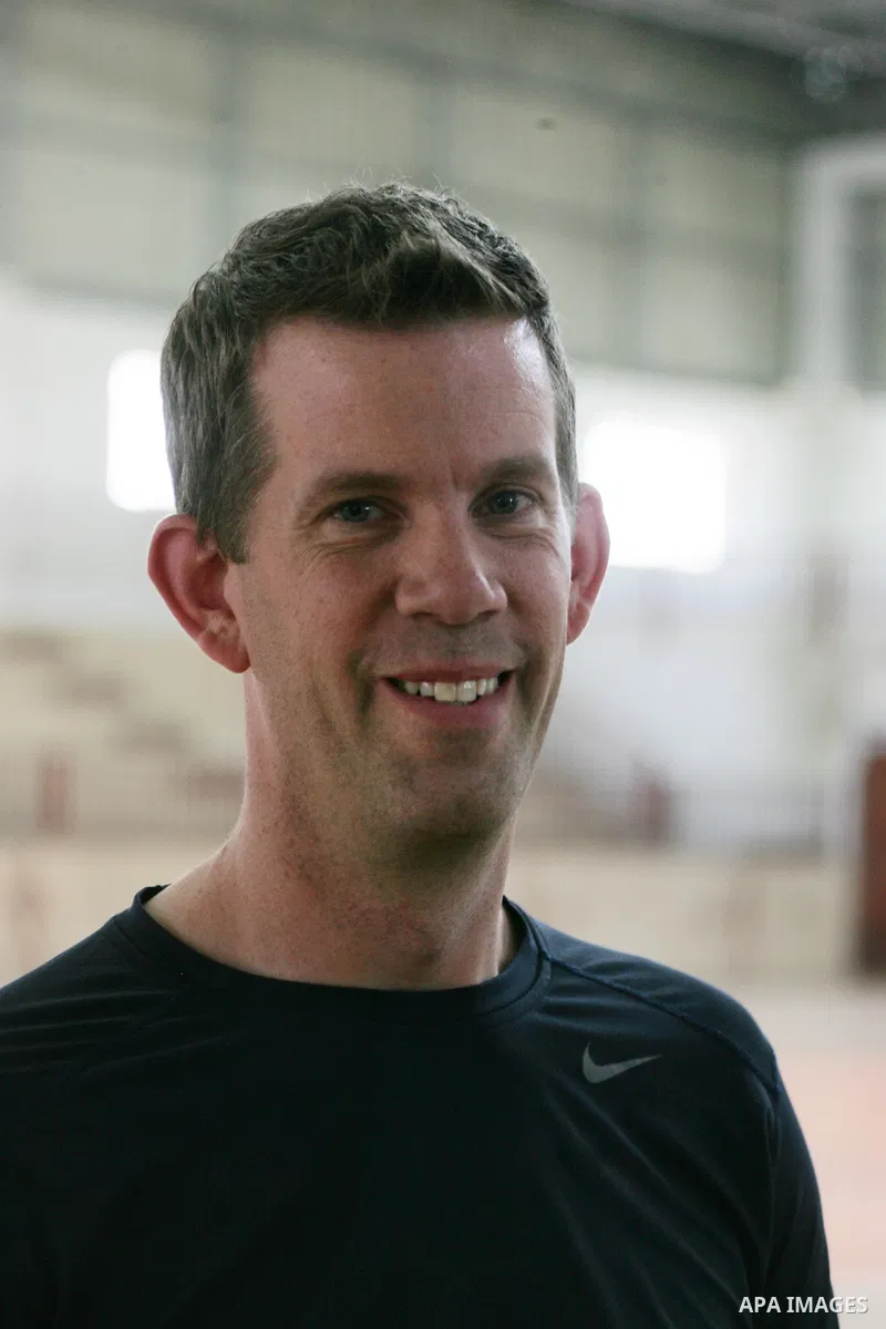 An American coach Jess marc, trains disabled Palestinians to play a basketball in Khan Younis in the southern Gaza strip, on May 26, 2016. Photo by Abed Rahim Khatib