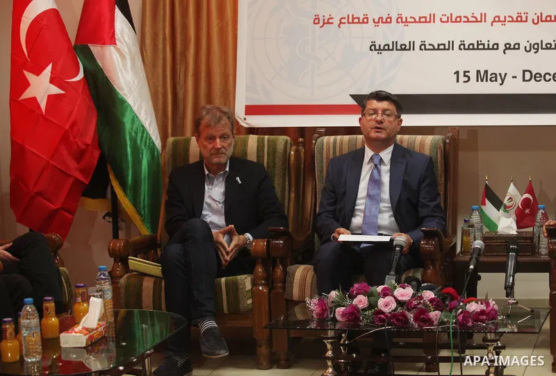 Turkish Consul, Mustafa Sarnic with Gerald Rockenschaub, Head of the WHO office in the occupied Palestinian territories visit al-Shifa hospital in Gaza City, on May 30, 2016. Photo by Ashraf Amra