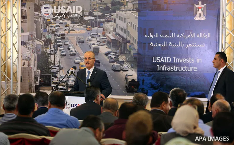 Palestinian Prime Minister Rami Hamdallah speaks during the opening of Nablus-Hawara road, in the West Bank city of Nablus, on June 01, 2016. Photo by Prime Minister Office