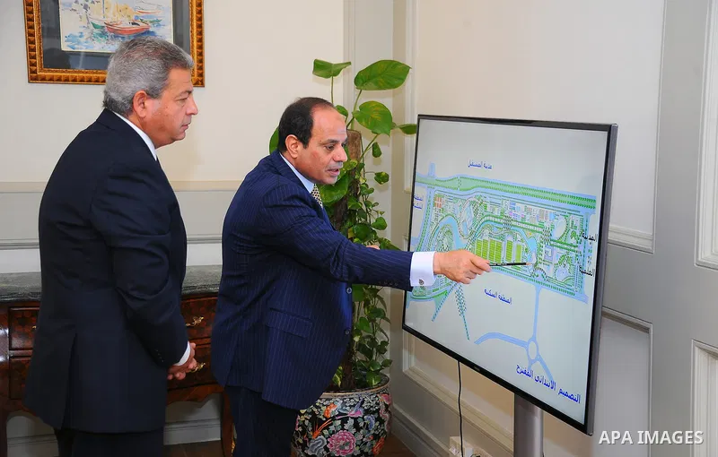 Egyptian President Abdel Fattah al-Sisi meets with minister of Youth and Sports, Khaled Abdul Aziz, in Cairo, Egypt, on June 02, 2016. Photo by Egyptian President Office