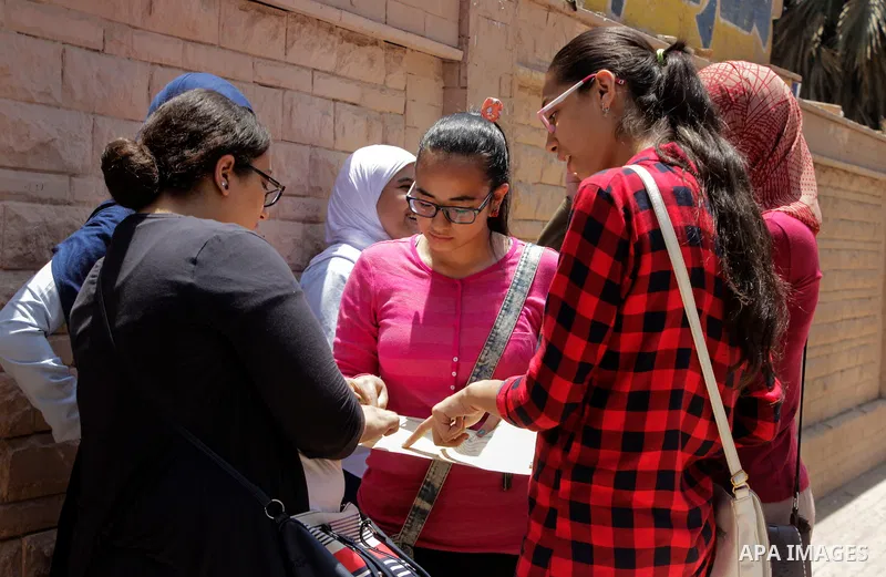 Egyptian students react following a high school exams in Cairo, Egypt, June 23, 2016. From June 5 till 28, some 560,000 Egyptian students have to pass these exams which lead to the Egyptian General Secondary Education Ce...