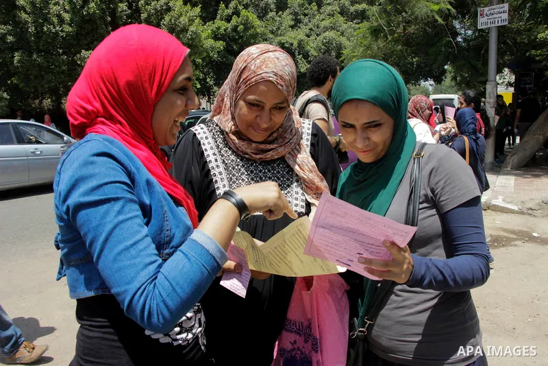 Egyptian students react following a high school exams in Cairo, Egypt, June 23, 2016. From June 5 till 28, some 560,000 Egyptian students have to pass these exams which lead to the Egyptian General Secondary Education Ce...