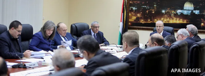 Palestinian Prime Minister, Rami Hamdallah, chairs a meeting of the Council of Ministers, in the West Bank city of Ramallah, on June 28, 2016. Photo by Prime Minister Office
