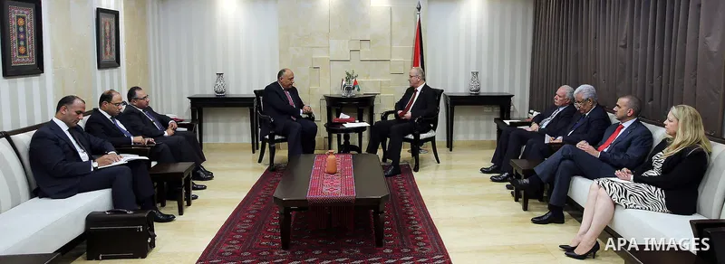 Palestinian Prime Minister Rami Hamdallah meets with Egyptian Foreign Minister, Sameh Shoukry, in the West Bank city of Ramallah, on June 29, 2016. Photo by Prime Minister Office