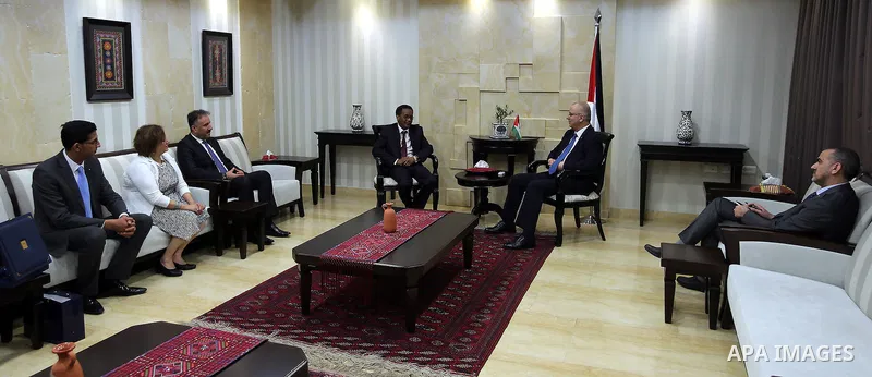Palestinian Prime Minister Rami Hamdallah meets with Director General of the Arab States Broadcasting Union, in the West Bank city of Ramallah, on July 14, 2016. Photo by Prime Minister Office
