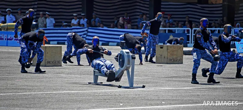Egyptian Navy forces demonstrate their skills during a military academy graduation ceremony in Cairo, Egypt July 14, 2016. Photo by Egyptian President Office
