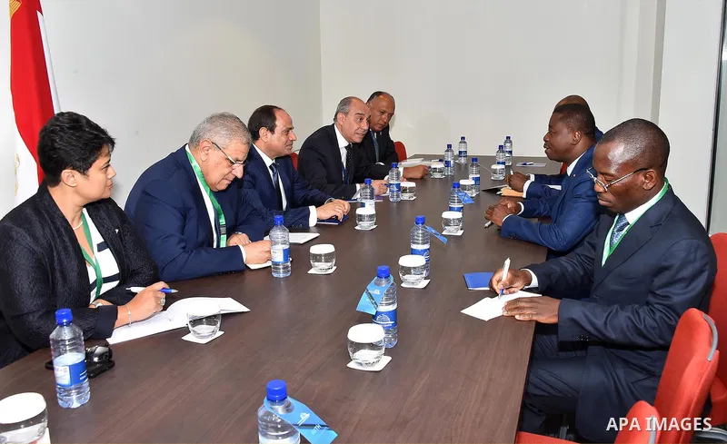 Egyptian President Abdel Fattah al-Sisi meets with Ghana President John Mahama, in Kigali, Rwanda, on July 17, 2016. Photo by Egyptian President Office