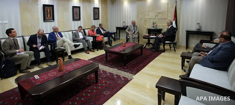 Palestinian Prime Minister, Rami Hamadallah, meets with Head of the budgets of the European Parliament John Artois in the West Bank city of Ramallah, on July 20, 2016. Photo by Prime Minister Office