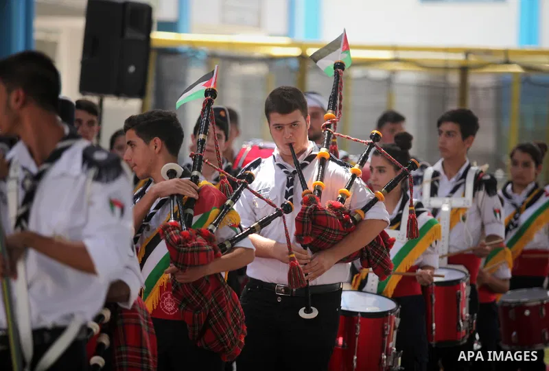 Palestinian youth enjoy as part of the activities proposed during a summer camp organised by the United Nations on July 23, 2016 in Gaza City. Photo by Ashraf Amra