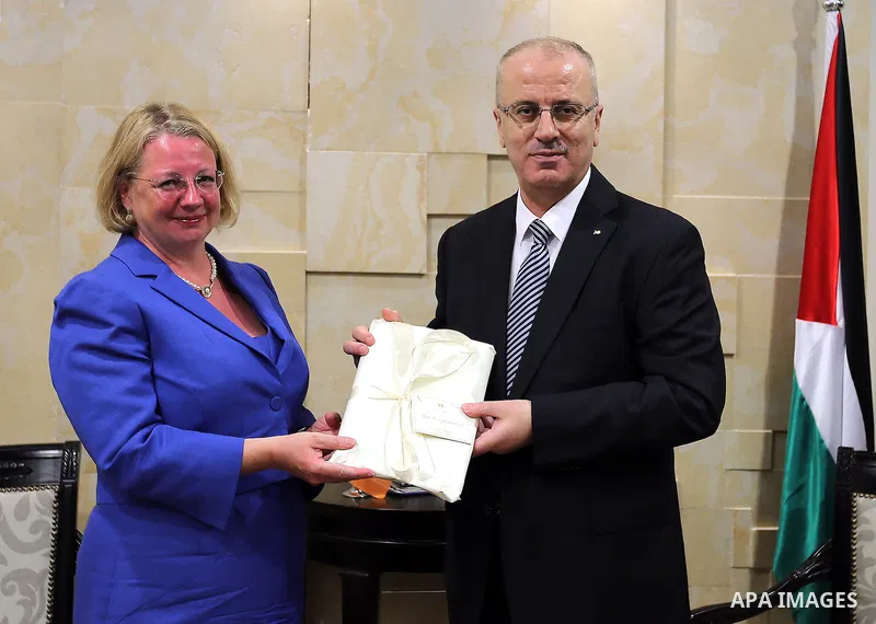 Palestinian Prime Minister Rami Hamdallah meets with represented of Ireland in Palestine Martina Feeney, in the West Bank city of Ramallah on,July 25, 2016. Photo by Prime Minister Office