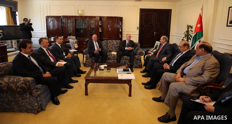 Palestinian Prime Minister Rami Hamdallah meets with Jordan's Prime Minister Hani Mulki, in Amman, Jordan, on July 30, 2016. Photo by Prime Minister Office