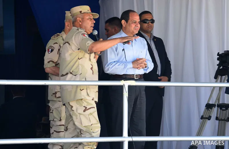 Egyptian President Abdel Fattah al-Sisi visits the Suez Canal project, Egypt, on Aug. 6, 2016. Photo by Egyptian President Office